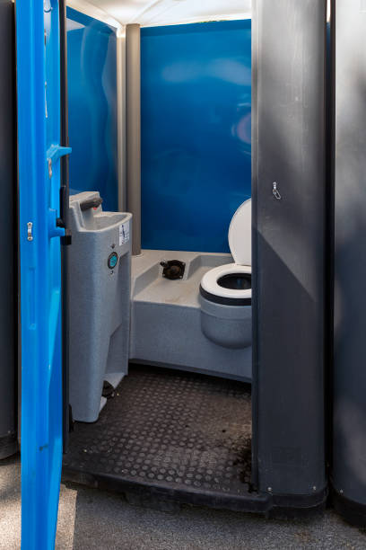 Best Porta potty delivery and setup  in Cambridge, MD