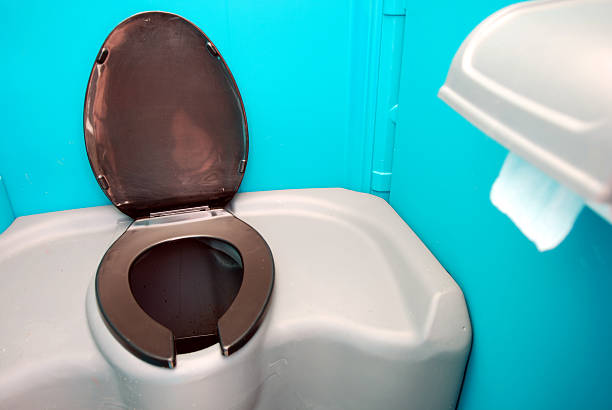 Best Portable restroom trailer rental  in Cambridge, MD